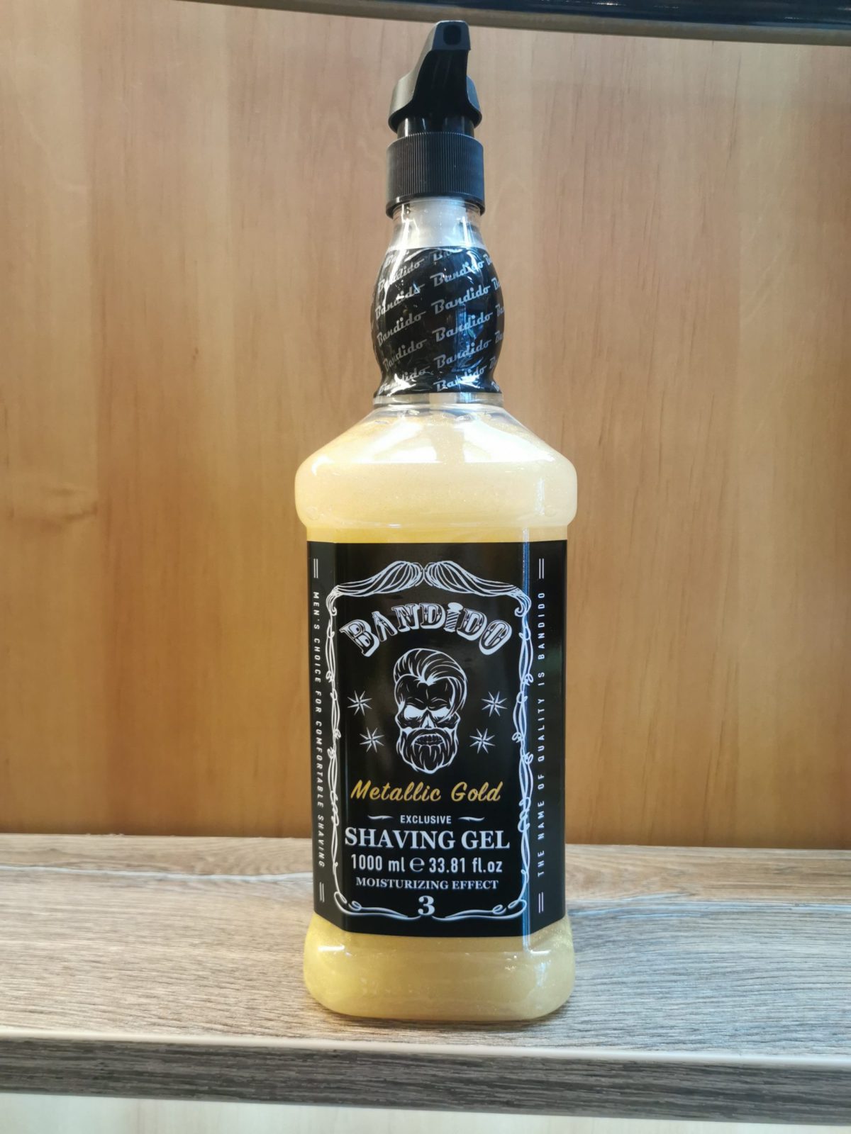 Gel de rasage homme metallique